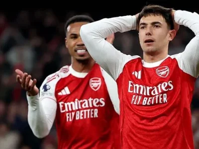 Sốc: Arsenal hủy bay sang Leeds vì lý do bất ngờ, Arteta đối mặt thử thách lớn