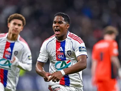 Endrick phản ứng bất ngờ khi bị đem ra so sánh với huyền thoại Benzema