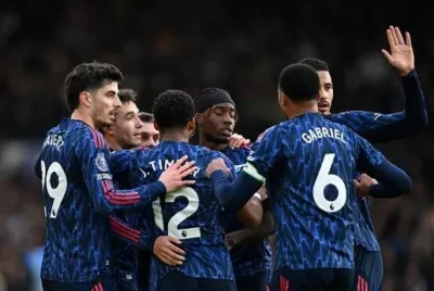 Paul Merson gây sốc: 'Trận thắng Leeds chính là chìa khóa giúp Arsenal vô địch Ngoại hạng Anh' 1