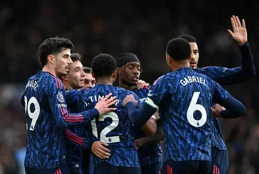 Arsenal đánh bại Leeds 4-0