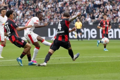 Video Highlight Eintracht Frankfurt vs RB Leipzig 23:30 ngày 18/04/2026
